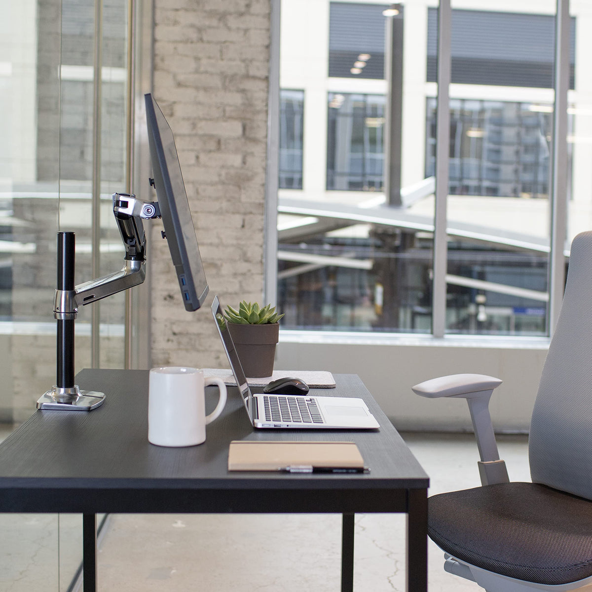 Ergotron – LX Monitor Arm, Single Monitor Desk Mount – fits Flat Curved Ultrawide Computer Monitors up to 34 Inches, 7 to 25 lbs, VESA 75x75mm or 100x100mm – Polished Aluminum